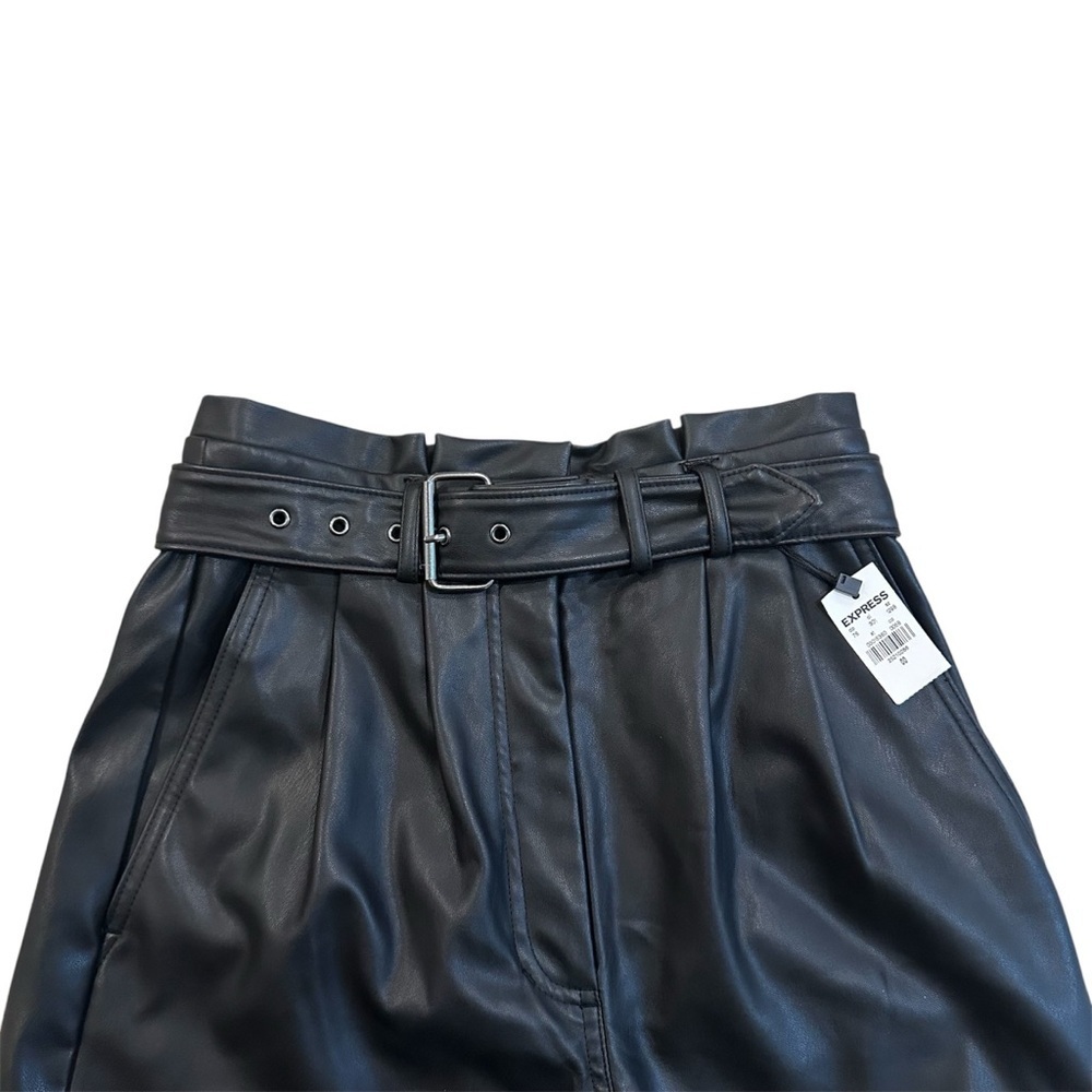 Express High Waisted Vegan Leather Black Belted Shorts NWT - Picture 6 of 9